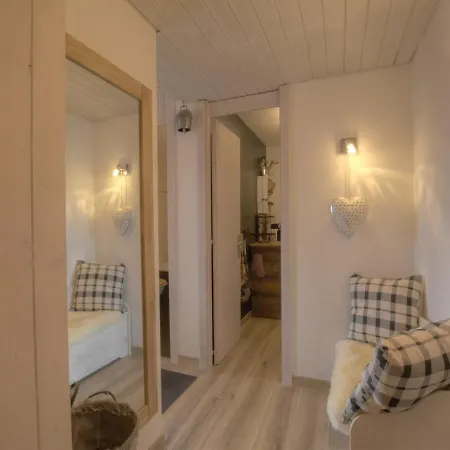 Antares 402 Au Centre A *